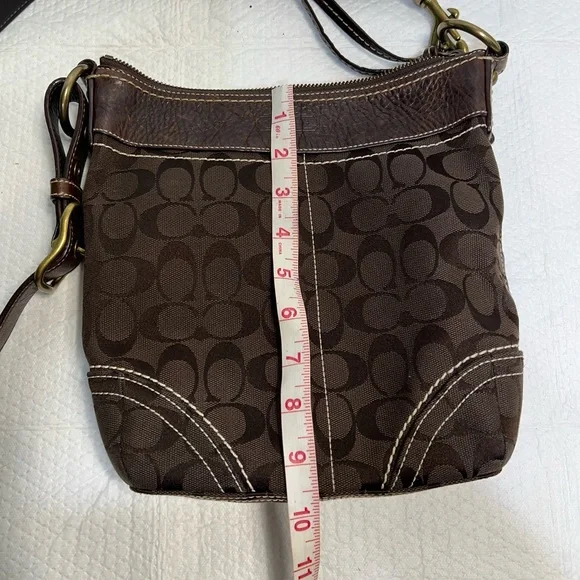 Coach Brown Signature Crossbody Shoulder Bag with Leather Trim Brown F061-10402 - Picture 4 of 10